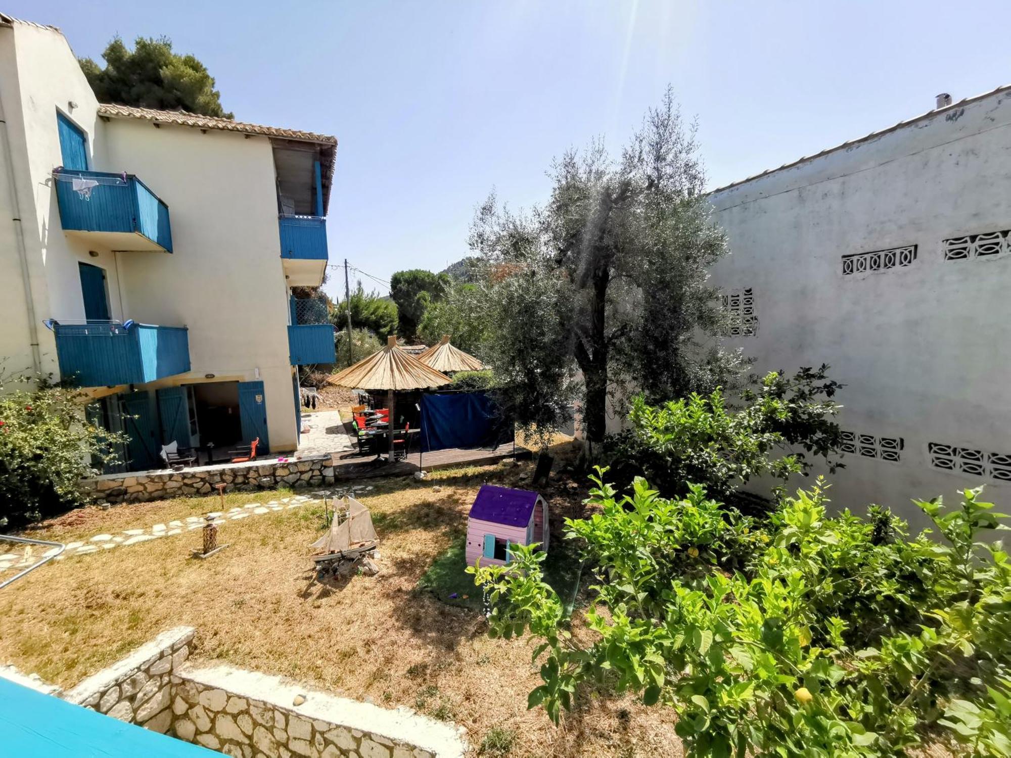 Áyios Nikítas Iris Studios חדר תמונה